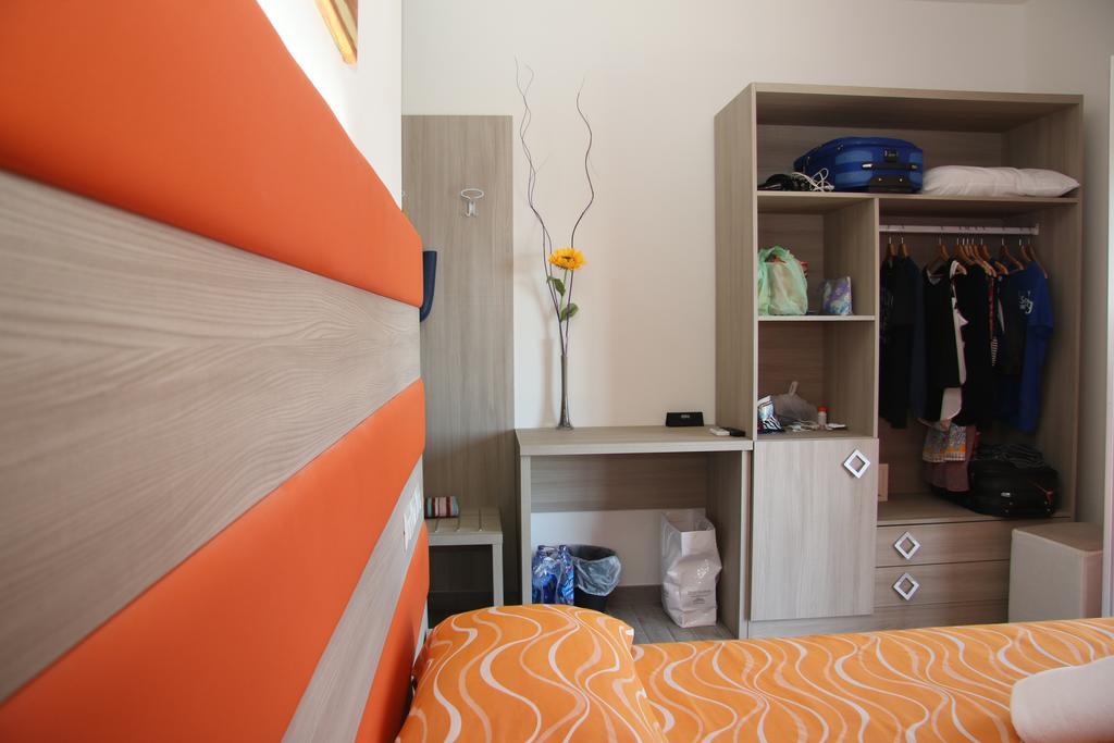 Chrismare Hotel Mazzeo Bagian luar foto