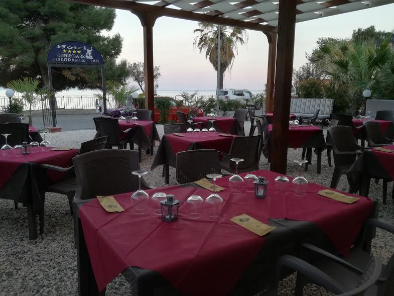 Chrismare Hotel Mazzeo Bagian luar foto