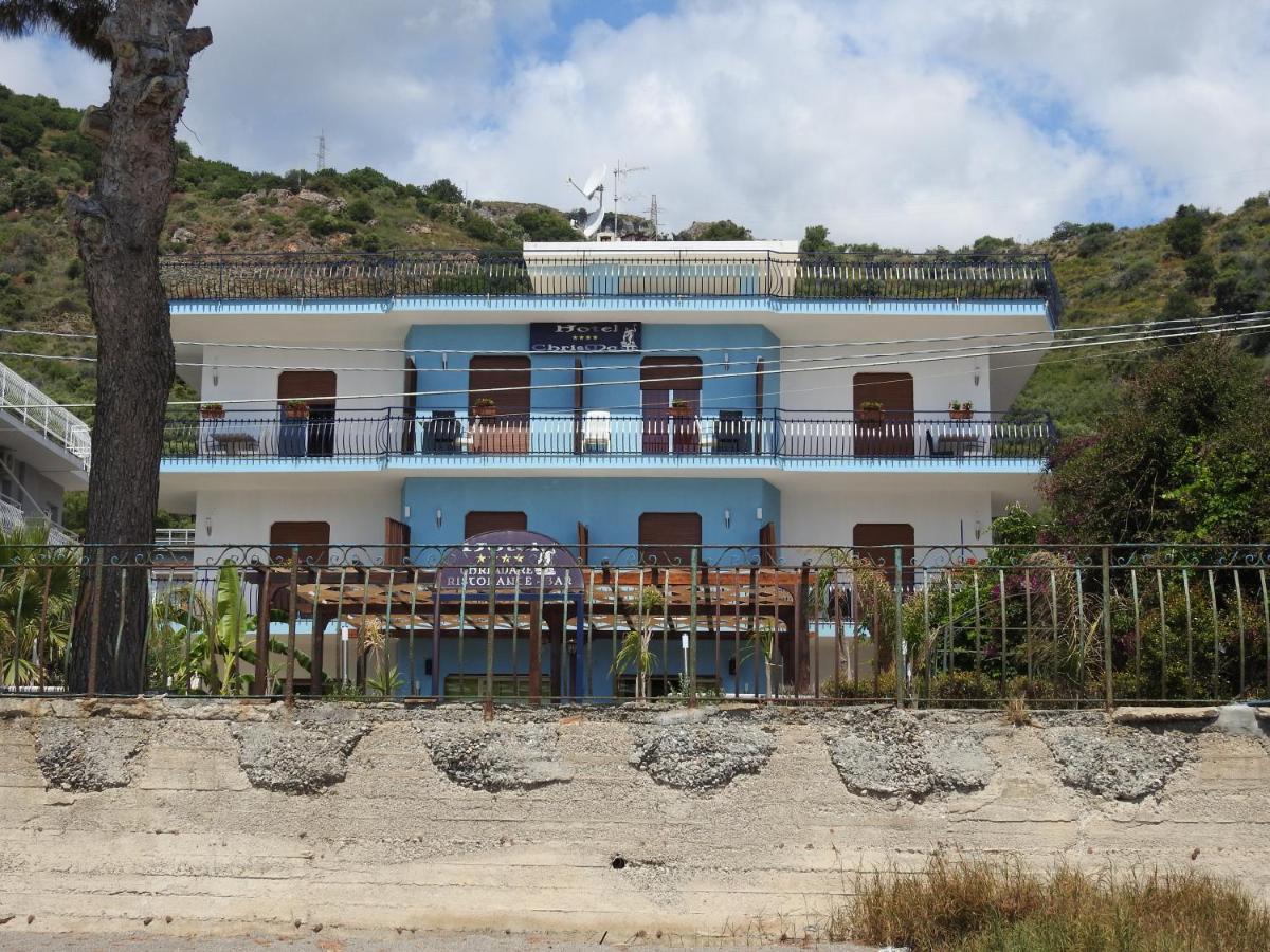 Chrismare Hotel Mazzeo Bagian luar foto