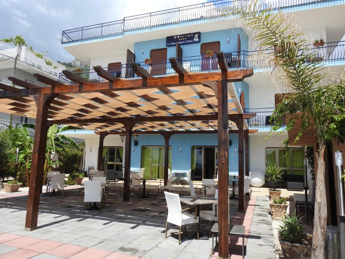 Chrismare Hotel Mazzeo Bagian luar foto
