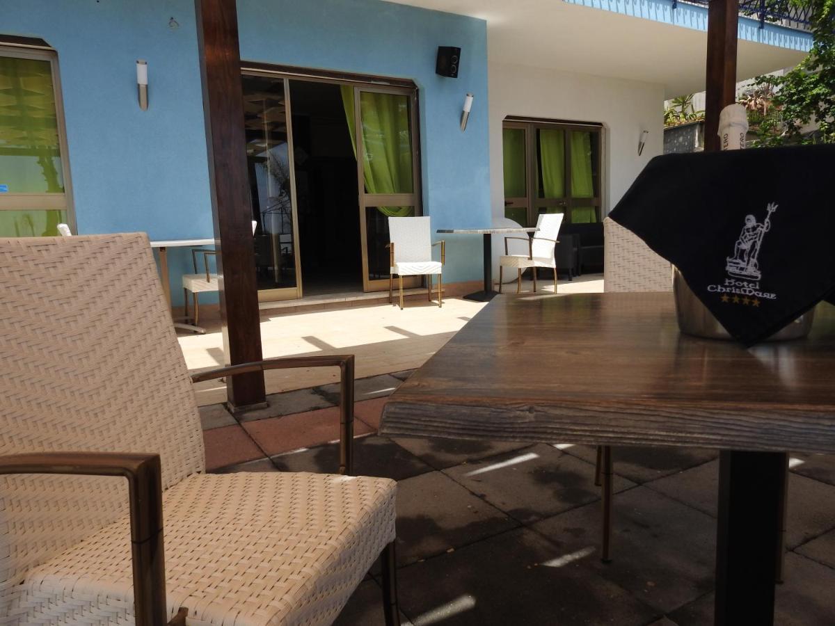 Chrismare Hotel Mazzeo Bagian luar foto