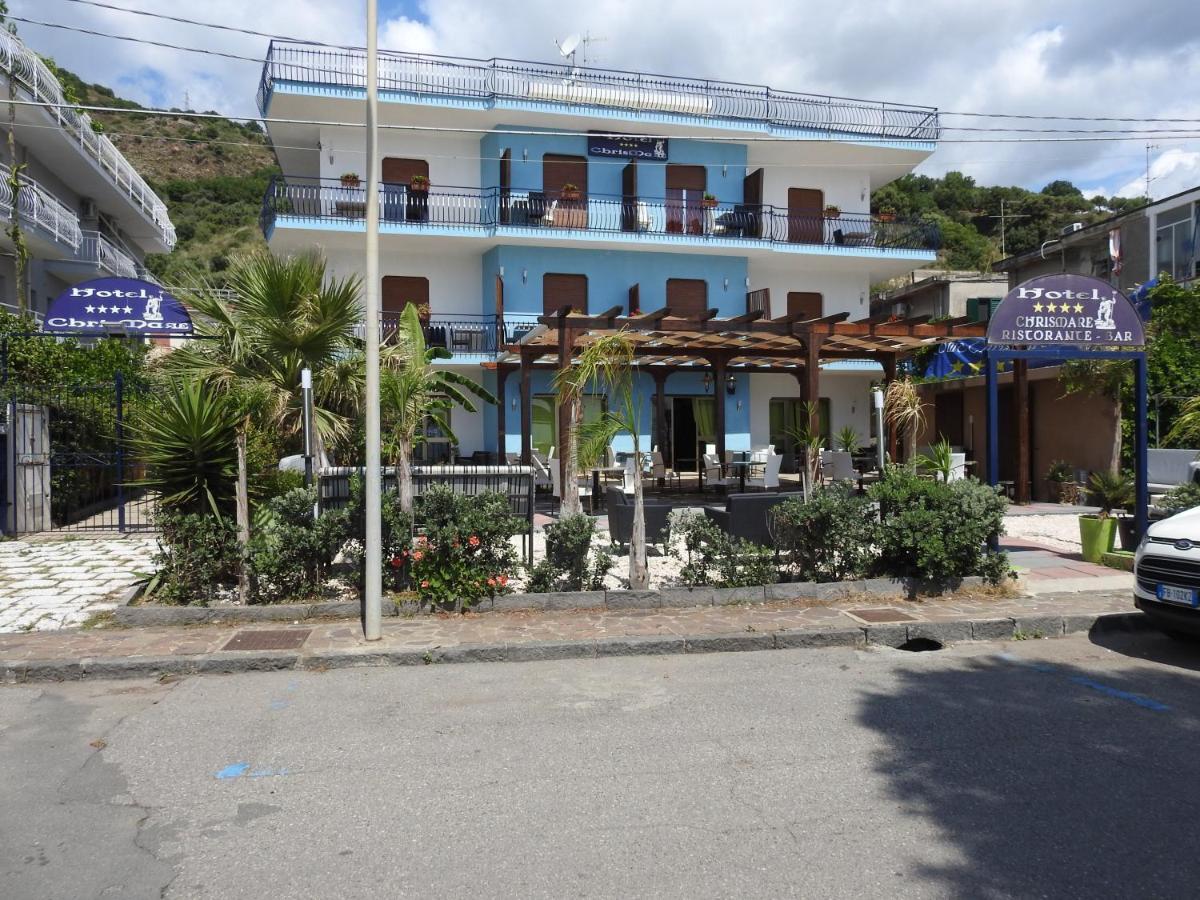 Chrismare Hotel Mazzeo Bagian luar foto