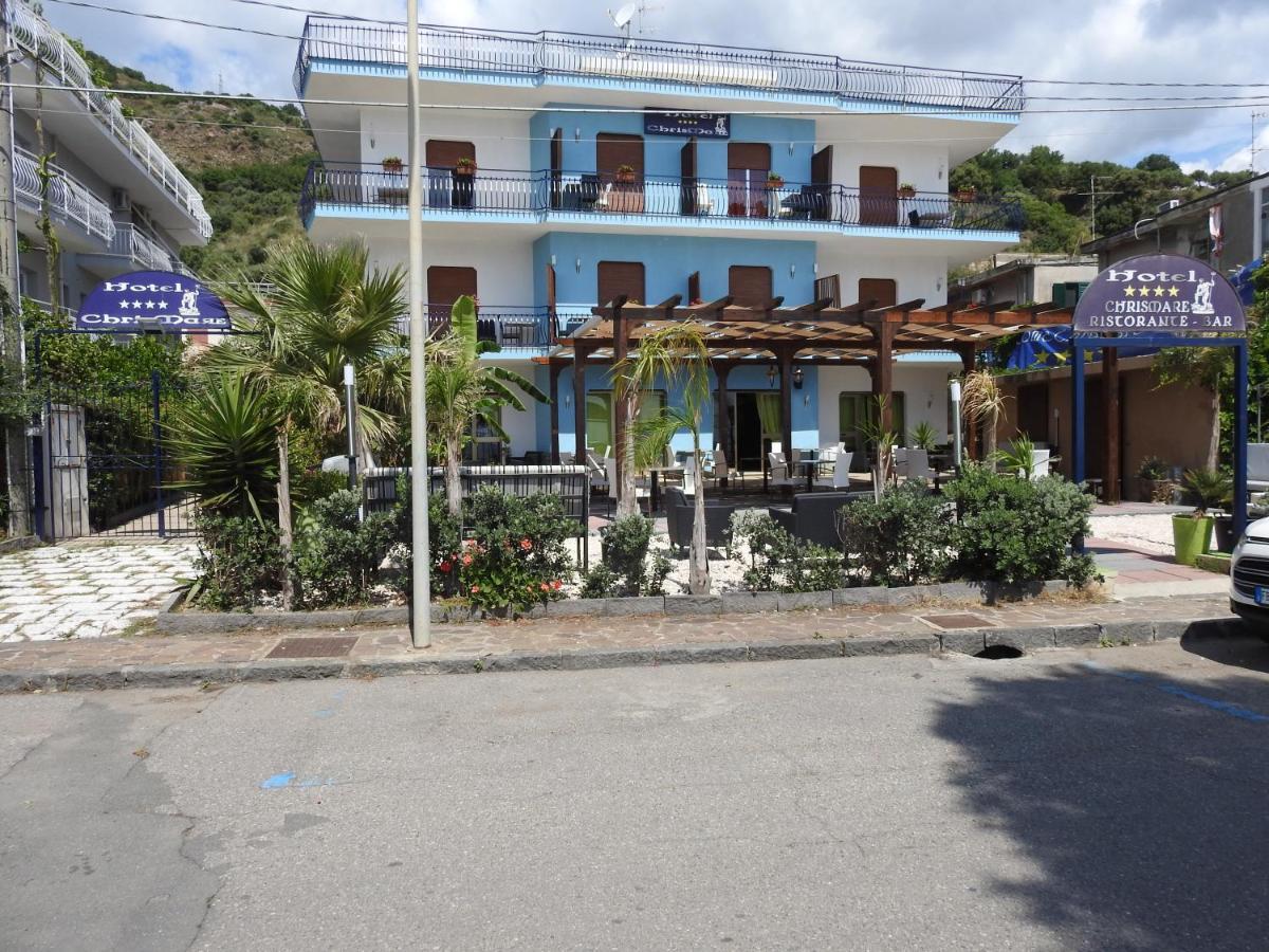 Chrismare Hotel Mazzeo Bagian luar foto